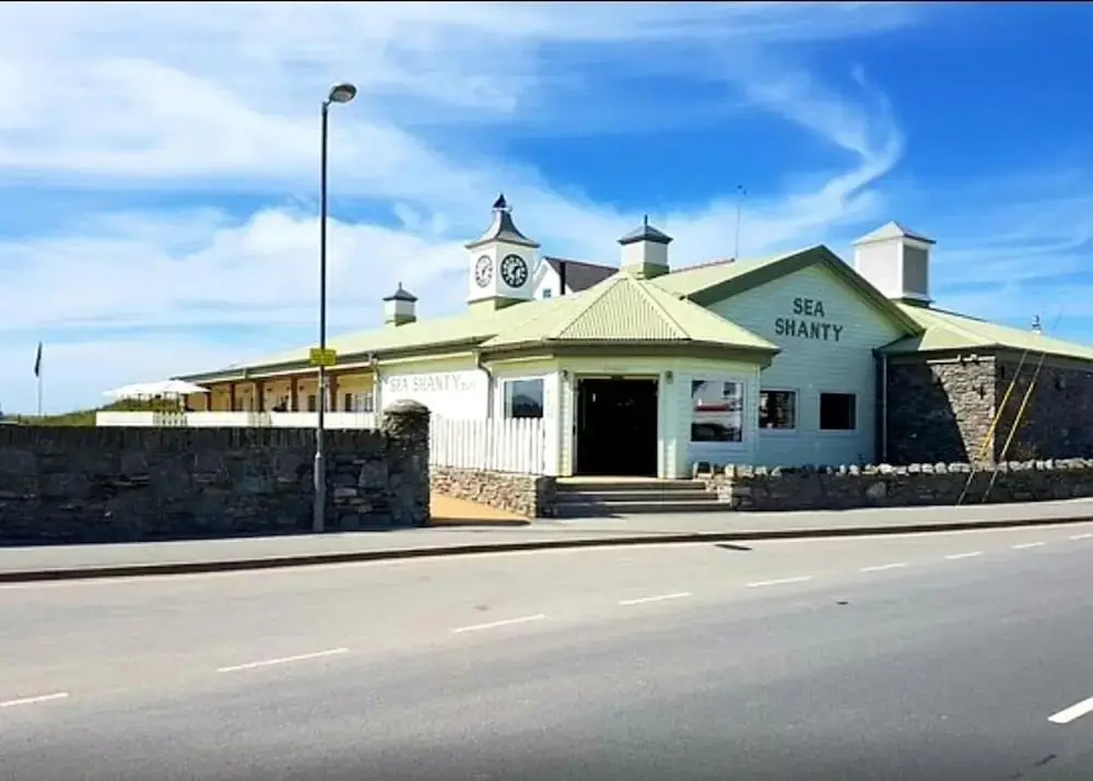 Property 5 Minutes Walk From Trearddur Bay Beach
