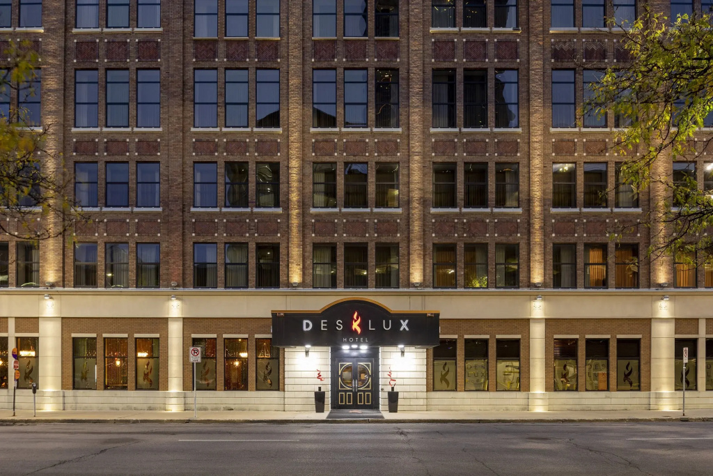 Des Lux Hotel