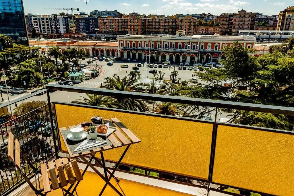 Standard Double room with balcony (full double bed)