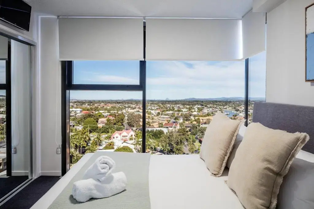 1 Bedroom Apartment with mountain view