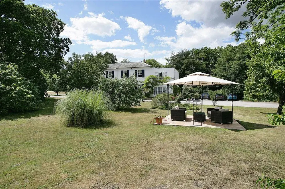 Crossways Hotel - Général
