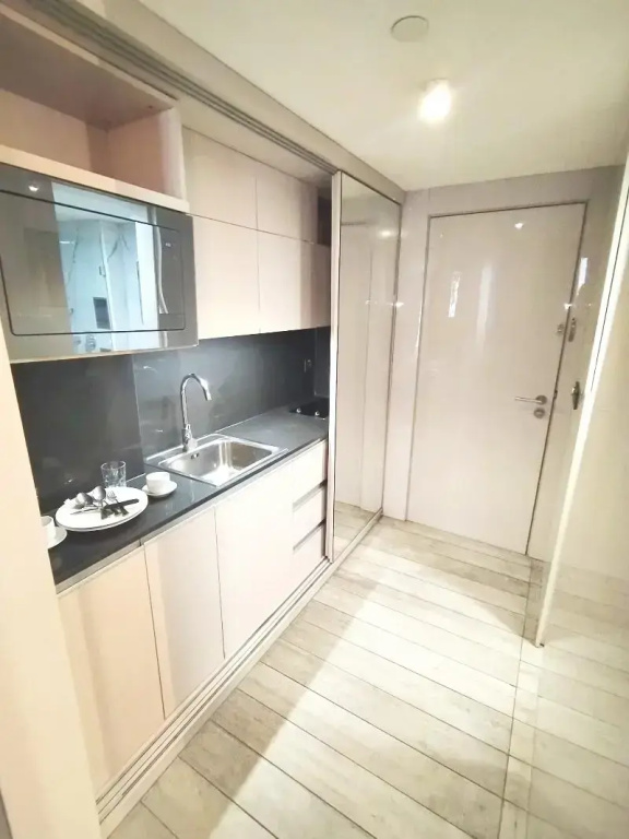 Luxury Studio