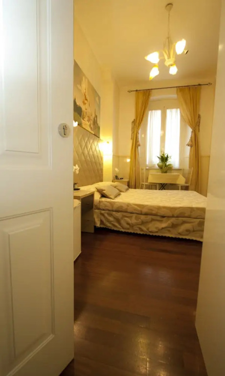 Двухместный номер Standard с красивым видом из окна двуспальная кровать в Le Suite di Via Ottaviano