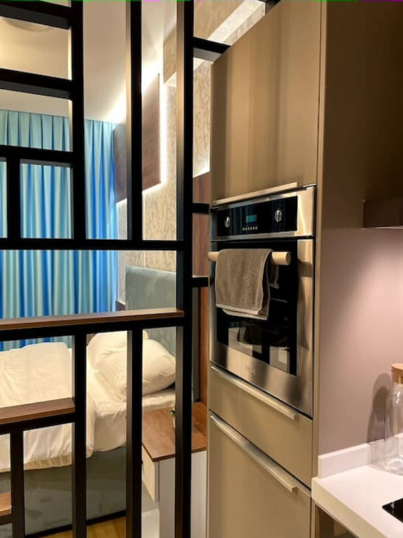 Brand-new Luxurious Studio Near Mall of Istanbul