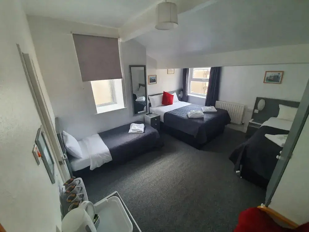 Standard Quadruple room