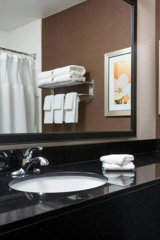 Fairfield Inn & Suites Peru - фото 8