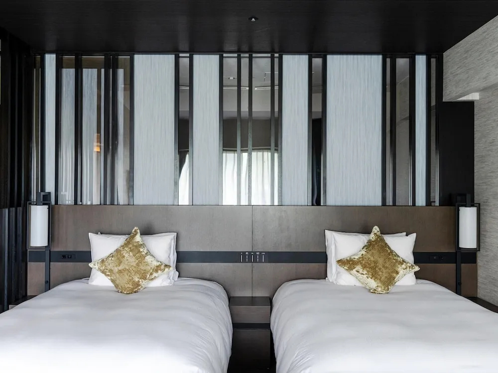 Deluxe with Open-air Bath East Wing Upper Floor Double Japanese Style room (twin beds)