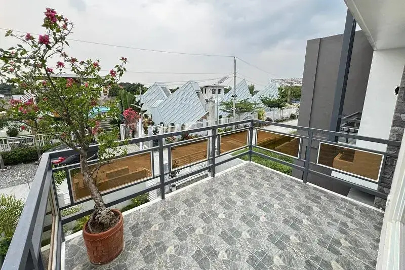 3 Bedrooms Villa with balcony