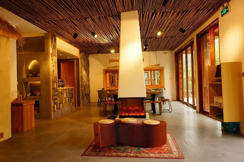Feihua Inn