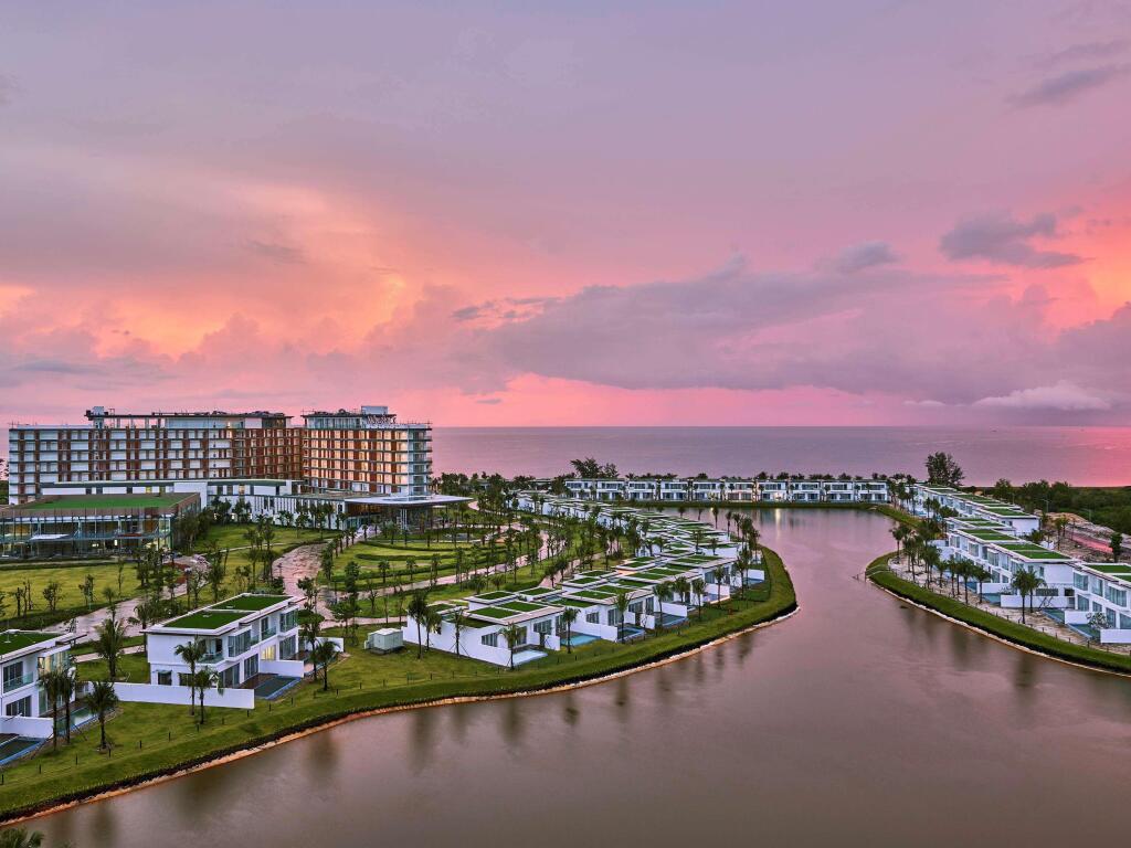 Movenpick Resort Waverly Phu Quoc
