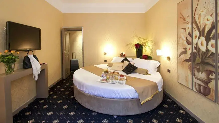 Diana Roof Garden Hotel  - Chambres