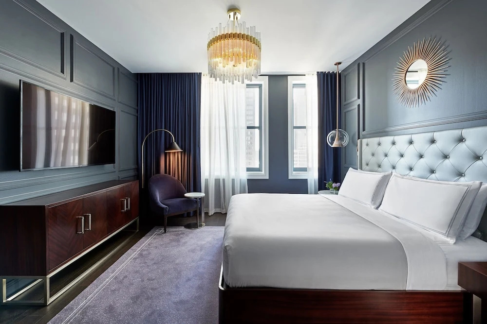 The LaSalle Chicago, Autograph Collection by Marriott - 5