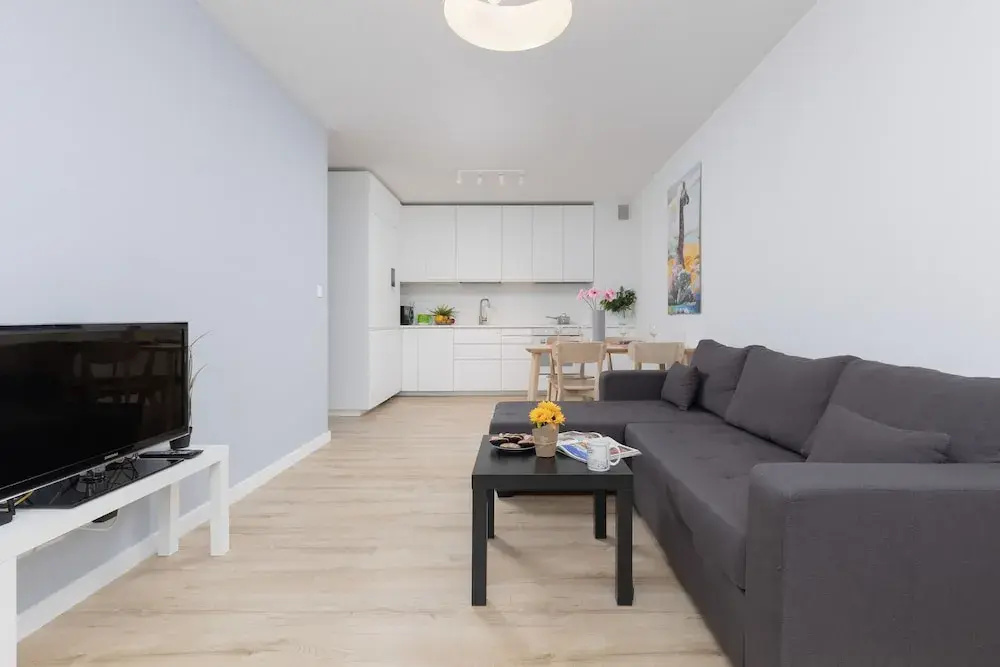 Warsaw Apartment With Terrace by Renters
