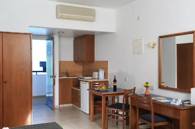 Eleni Holiday Resort - Chambres