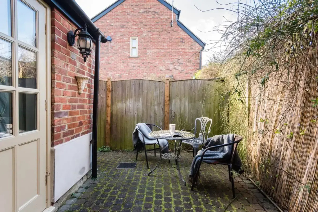 The Great Clarendon Lodge - Large & Stylish 4BDR Home
