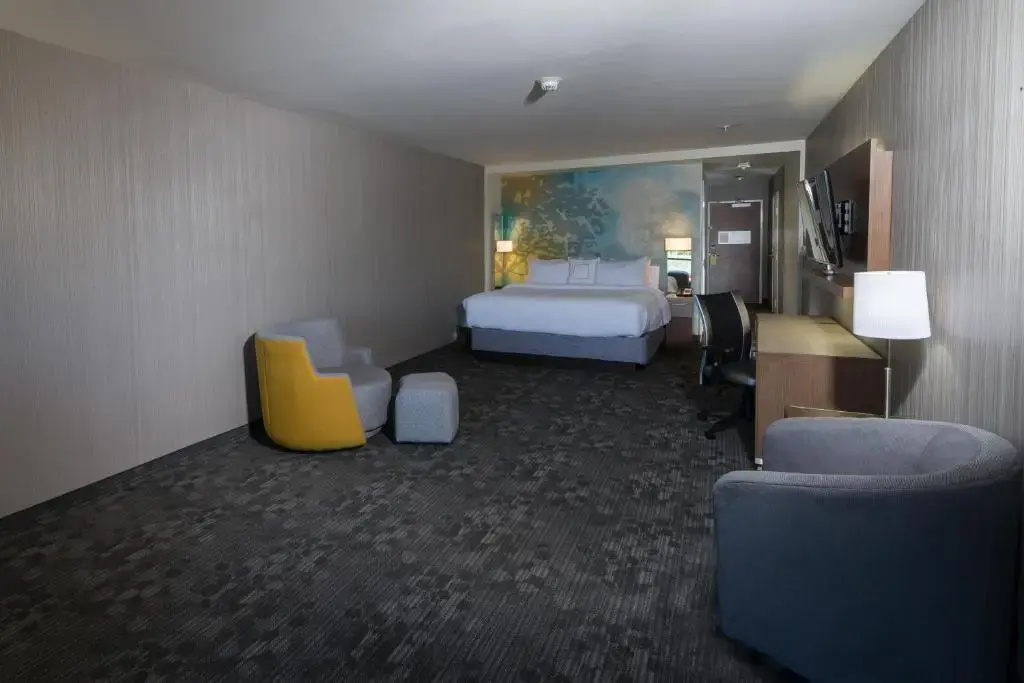 Courtyard Bay City - Chambres