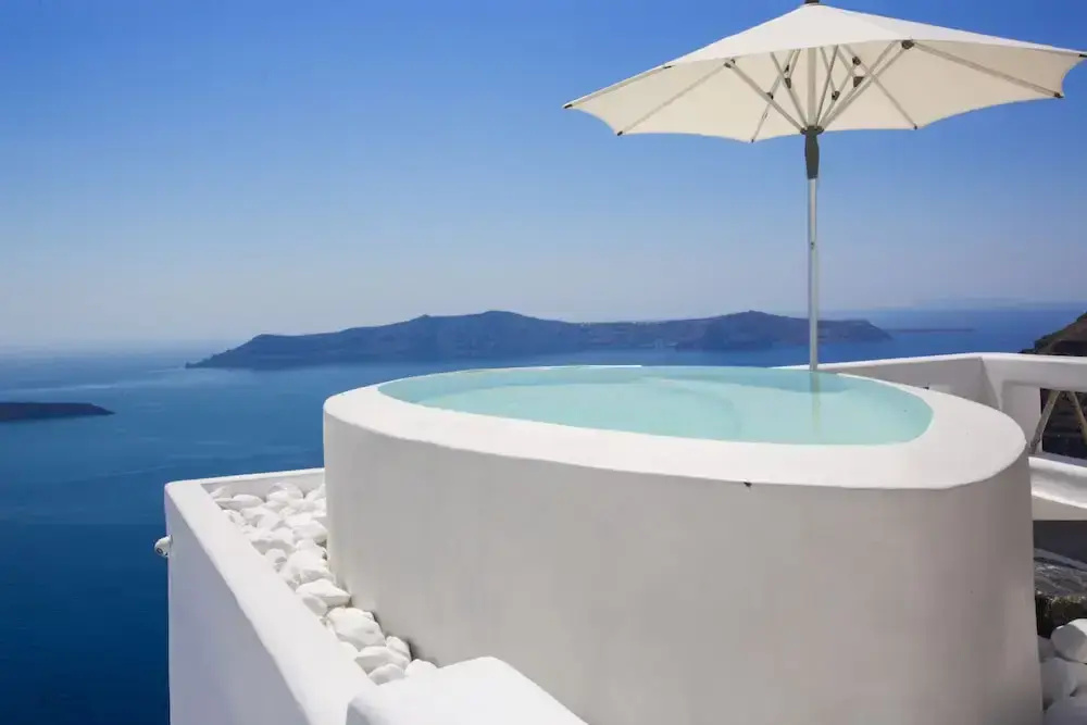Deluxe Suite with balcony
