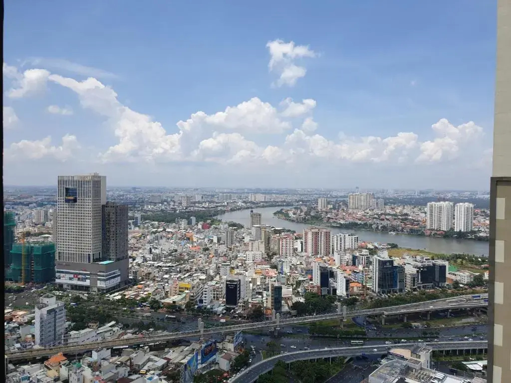 2 bedrooms apartment at Landmark Vinhomes Central Park