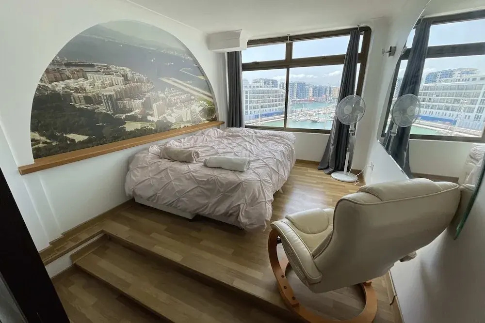 Neptune Suite-hosted by Sweetstay - фото 7