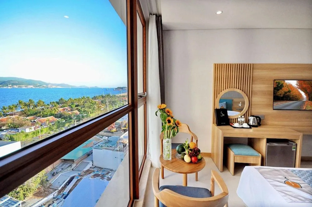 Balcony & Terrace