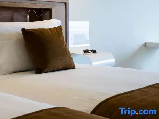 Quadruple Junior Suite