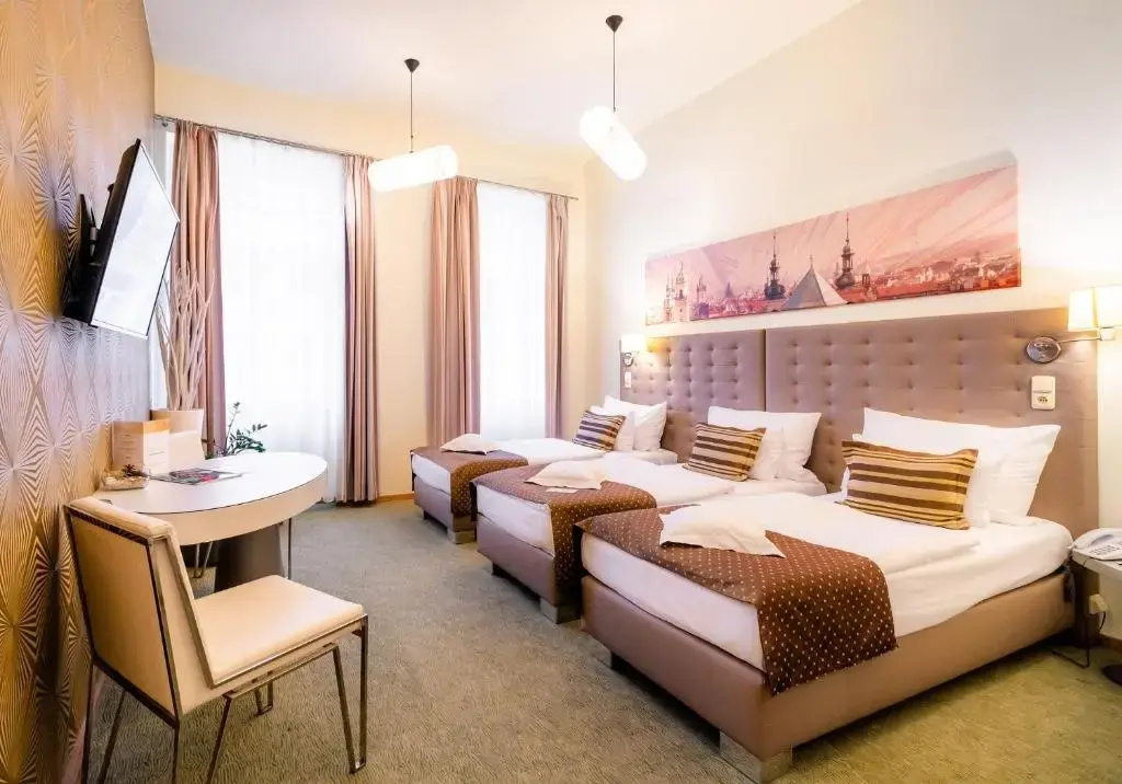 Triple room