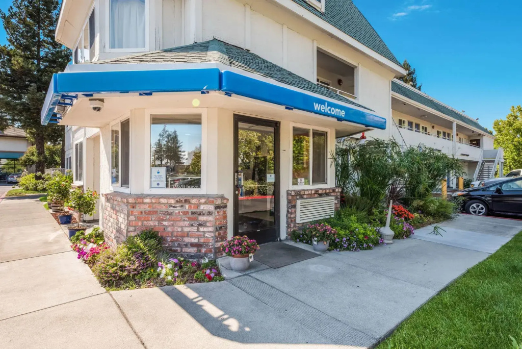 Motel 6 Rohnert Park, CA