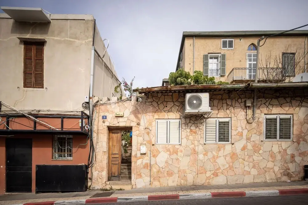 Old Jaffa Artistic Retreat by Sea N Rent
