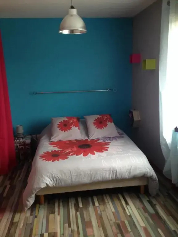 Standard Double room with garden view (full double bed)