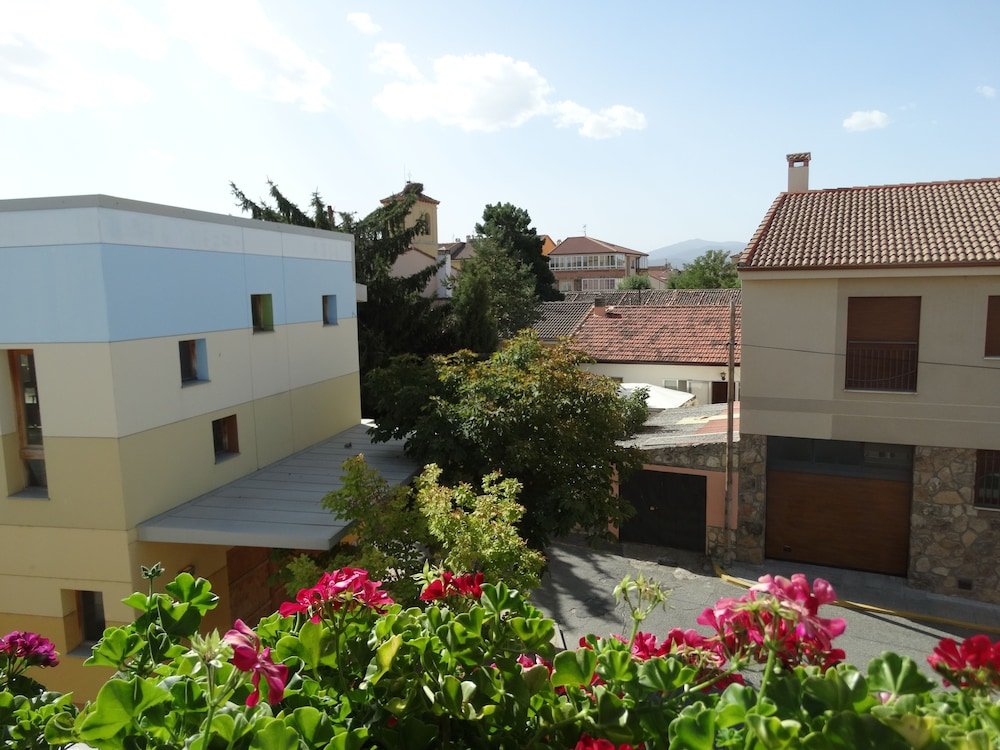 Casa Rural Las Cigüeñas de San Cristóbal image