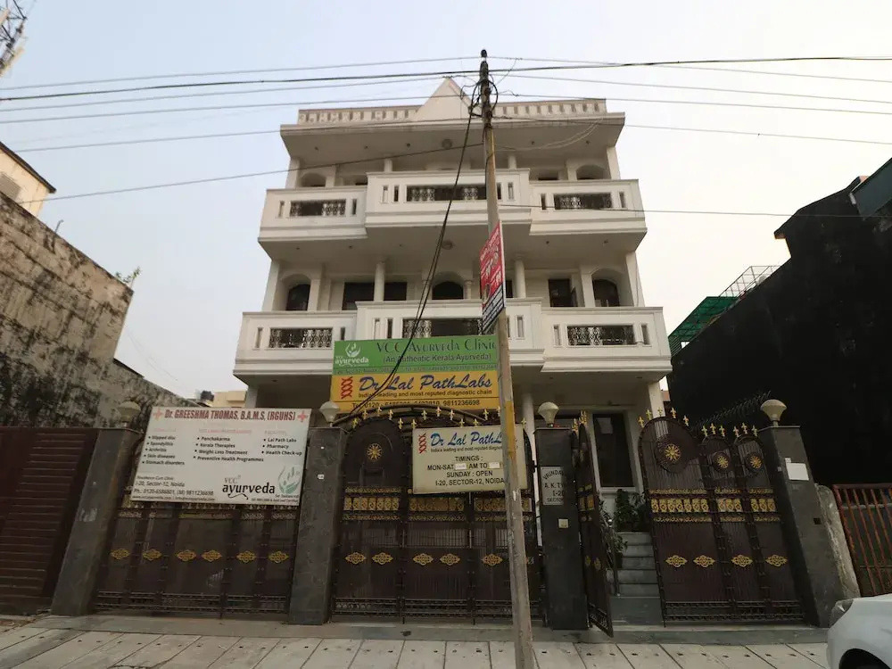 OYO 10113 Hotel New Corporate Residency