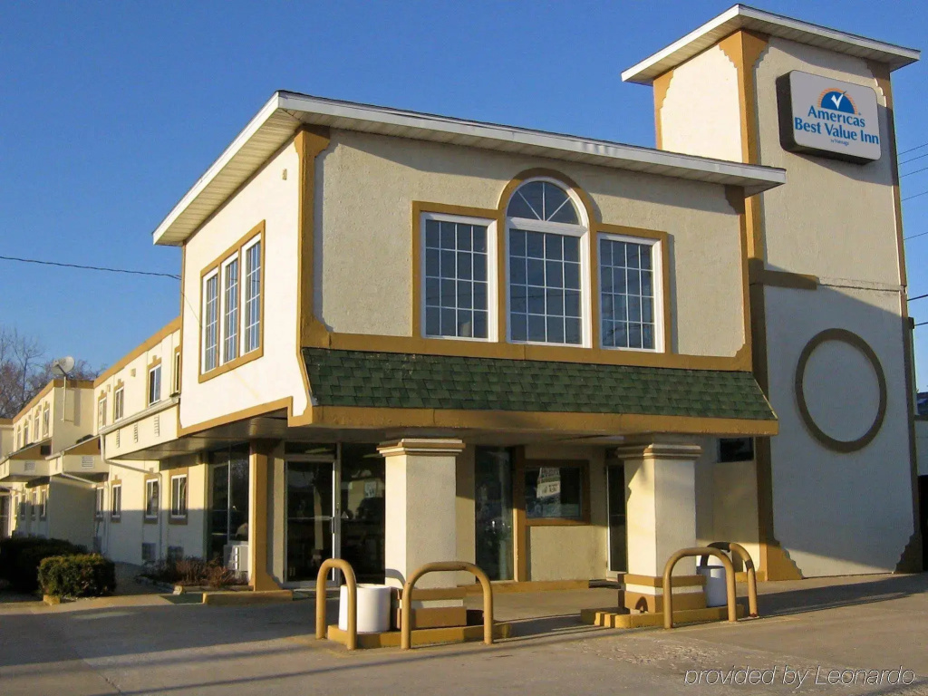 Americas Best Value Inn Macomb