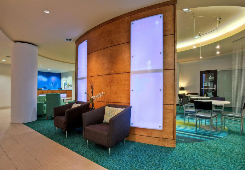 SpringHill Suites by Marriott Baton Rouge North/Airport - Général