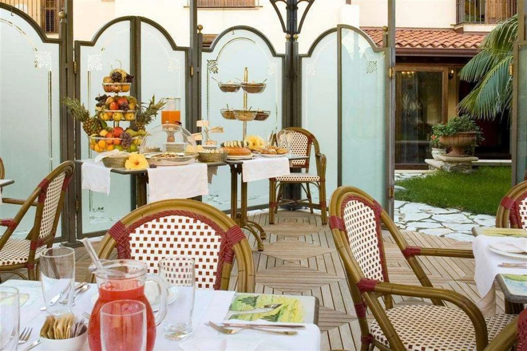 Hotel Garibaldi - Général