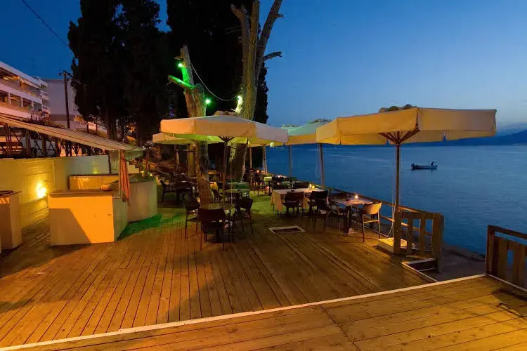 Beach & Waterfront