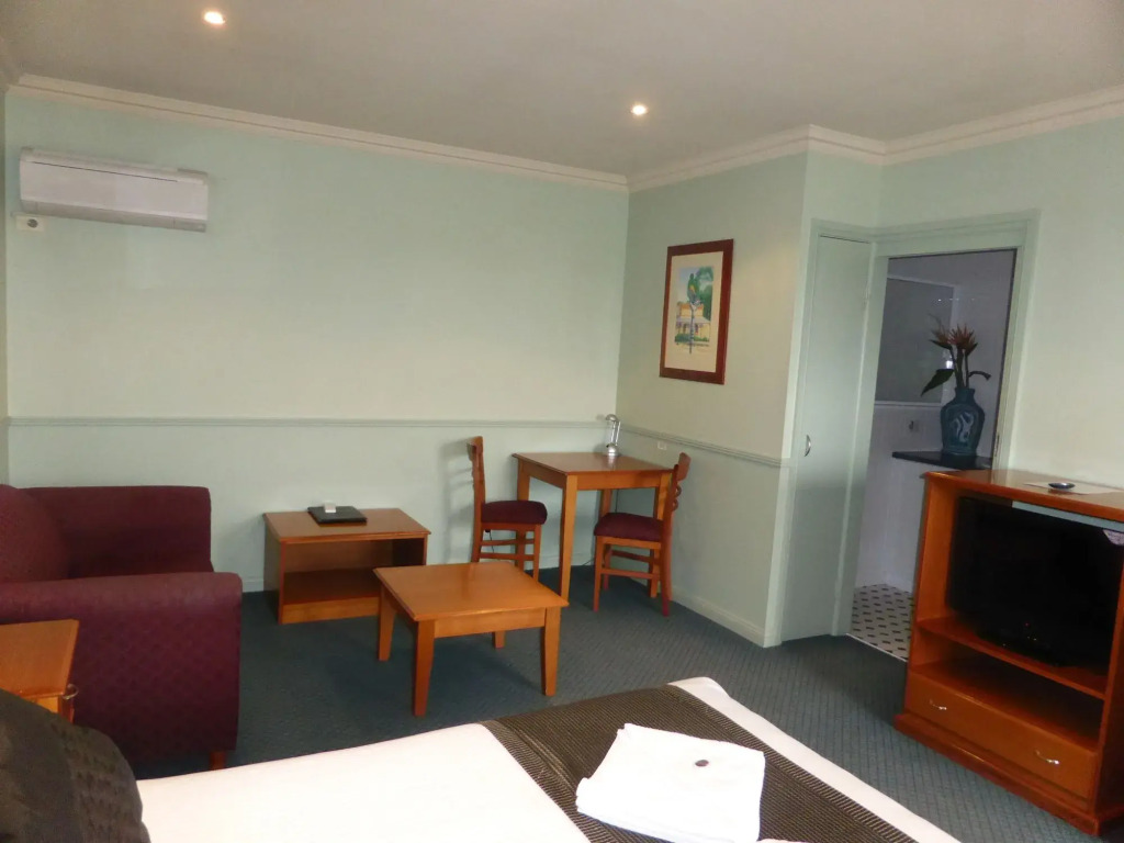 Hilltop Motel — фото 5