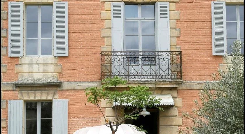 La Maison Rouge D'uzes
