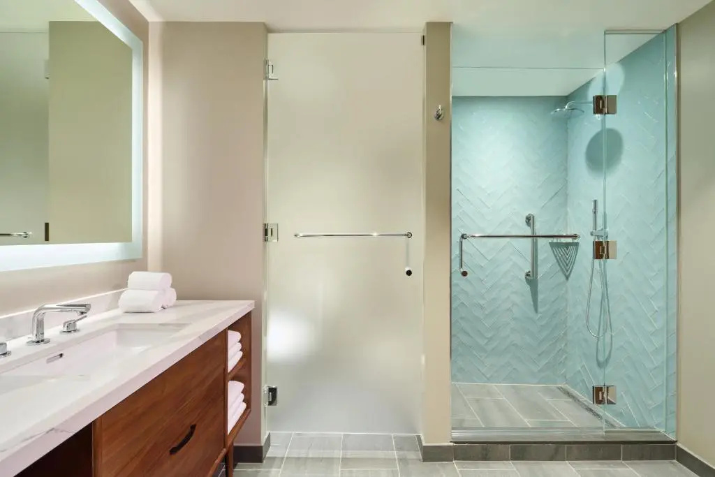 1 Bedroom Double Suite with balcony and with view (full double bed)