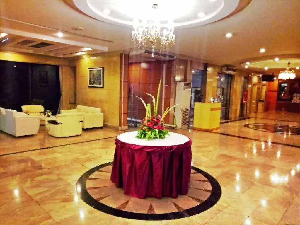 Sena Place
