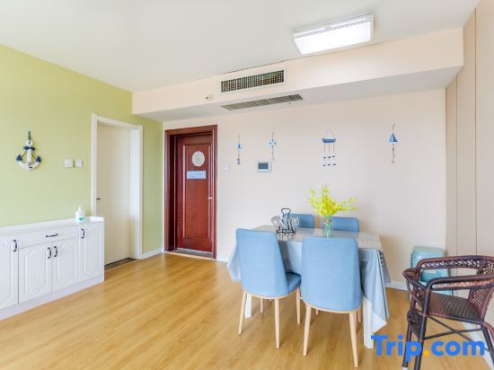 Люкс с 2 комнатами с видом на море в Rizhao Shuohai Seaview Homestay (Wanpingkou Branch)
