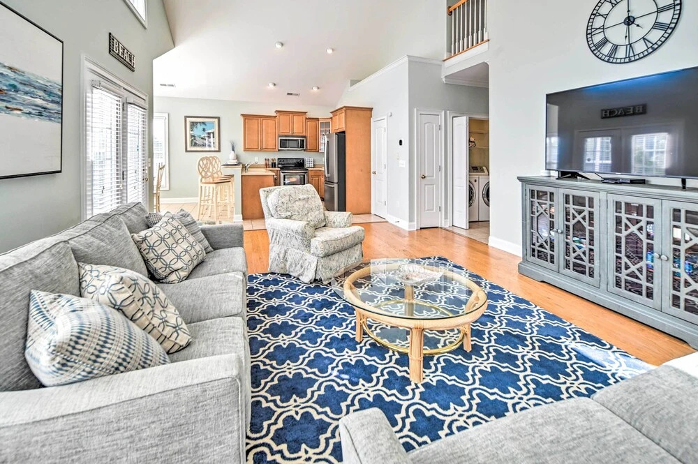 1 Mi to Beach + Hot Tub: Murrells Inlet Retreat!