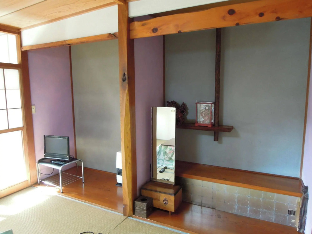 image url