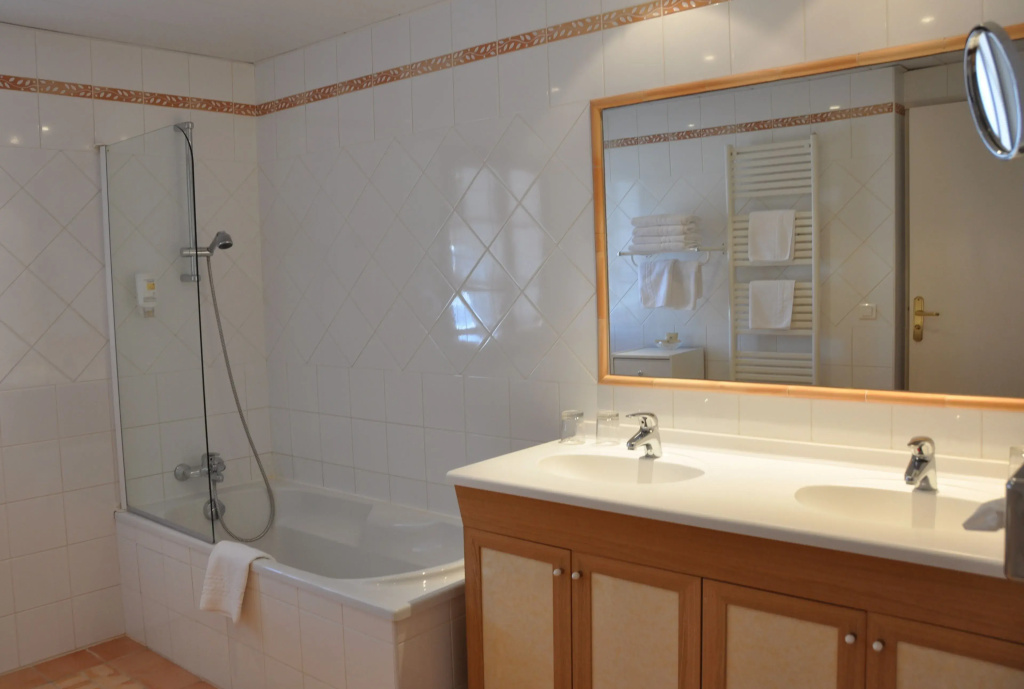 Afficher la photo 7 — Le Chalet Suisse
