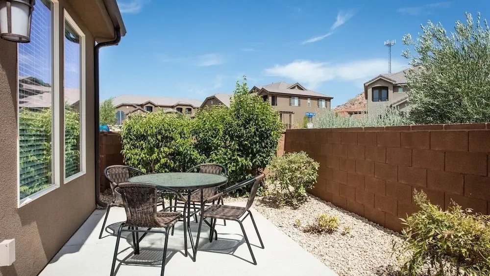 Life Is Good 3 Bedroom Apts