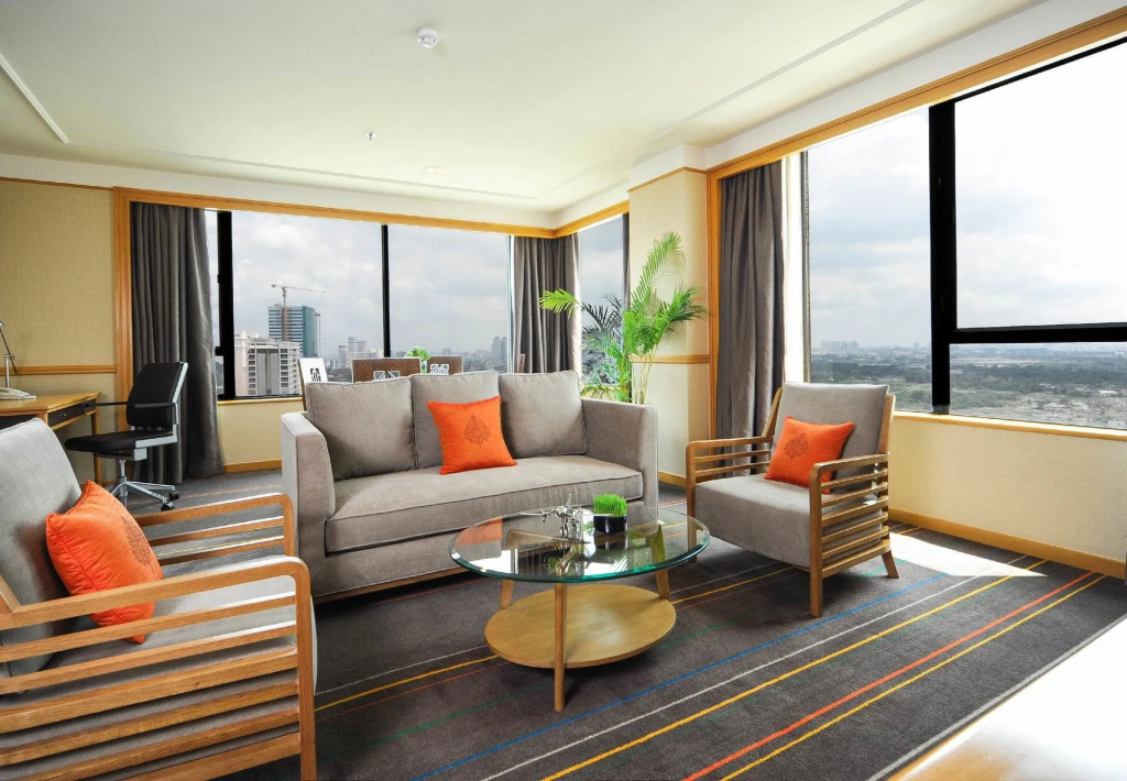 Renaissance Riverside Hotel Saigon - фото 8