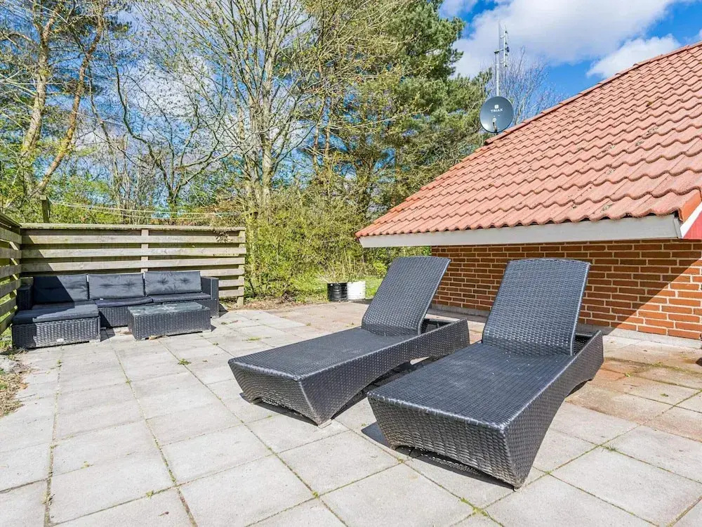 8 Person Holiday Home in Oksbol