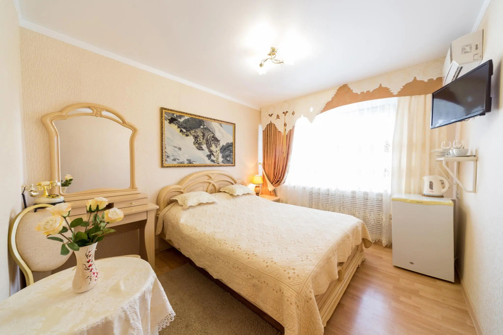 Comfort Double room (full double bed)