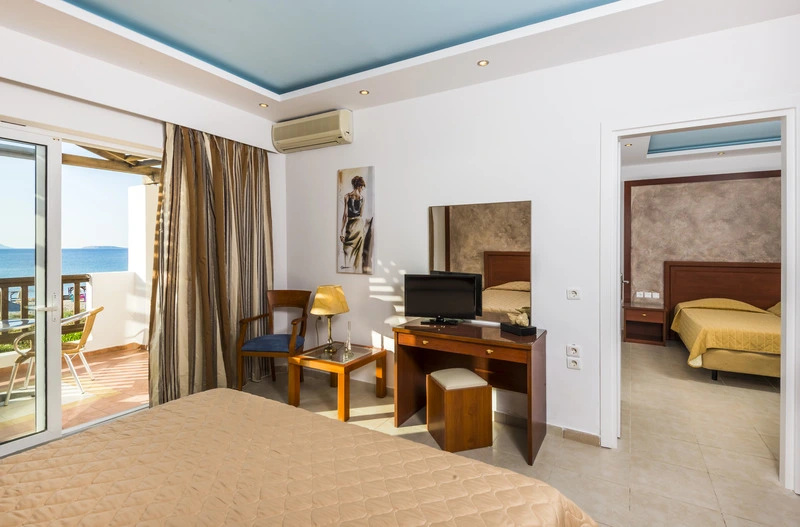 Gaia Royal Hotel - Chambres