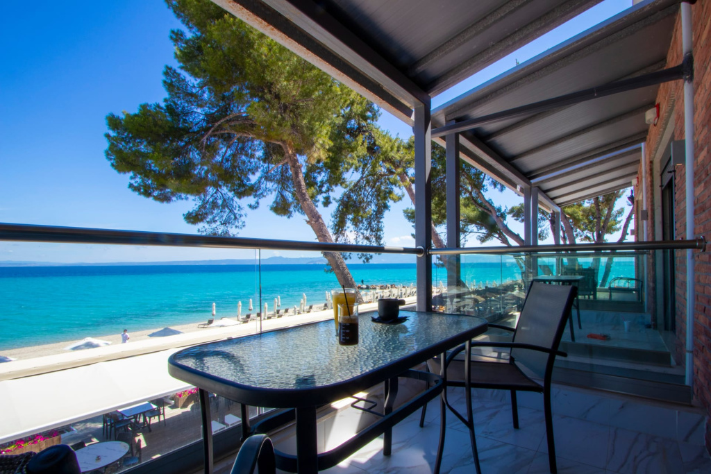 Standard Double room with sea view (full double bed)