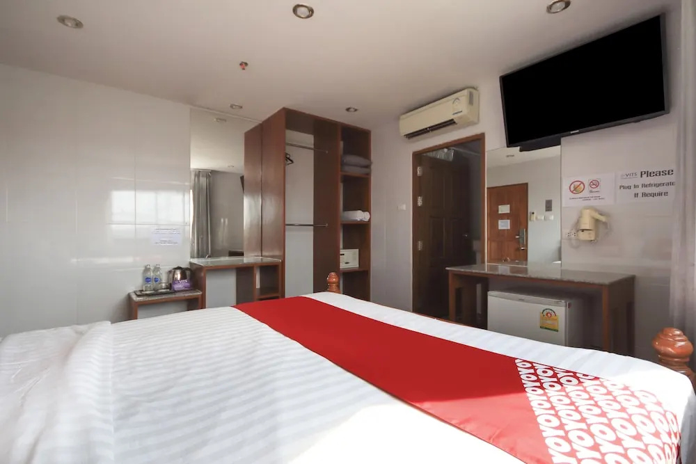OYO 861 Patong Dynasty Hotel - Chambres